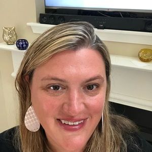 Meet your Posher, Anne-walker